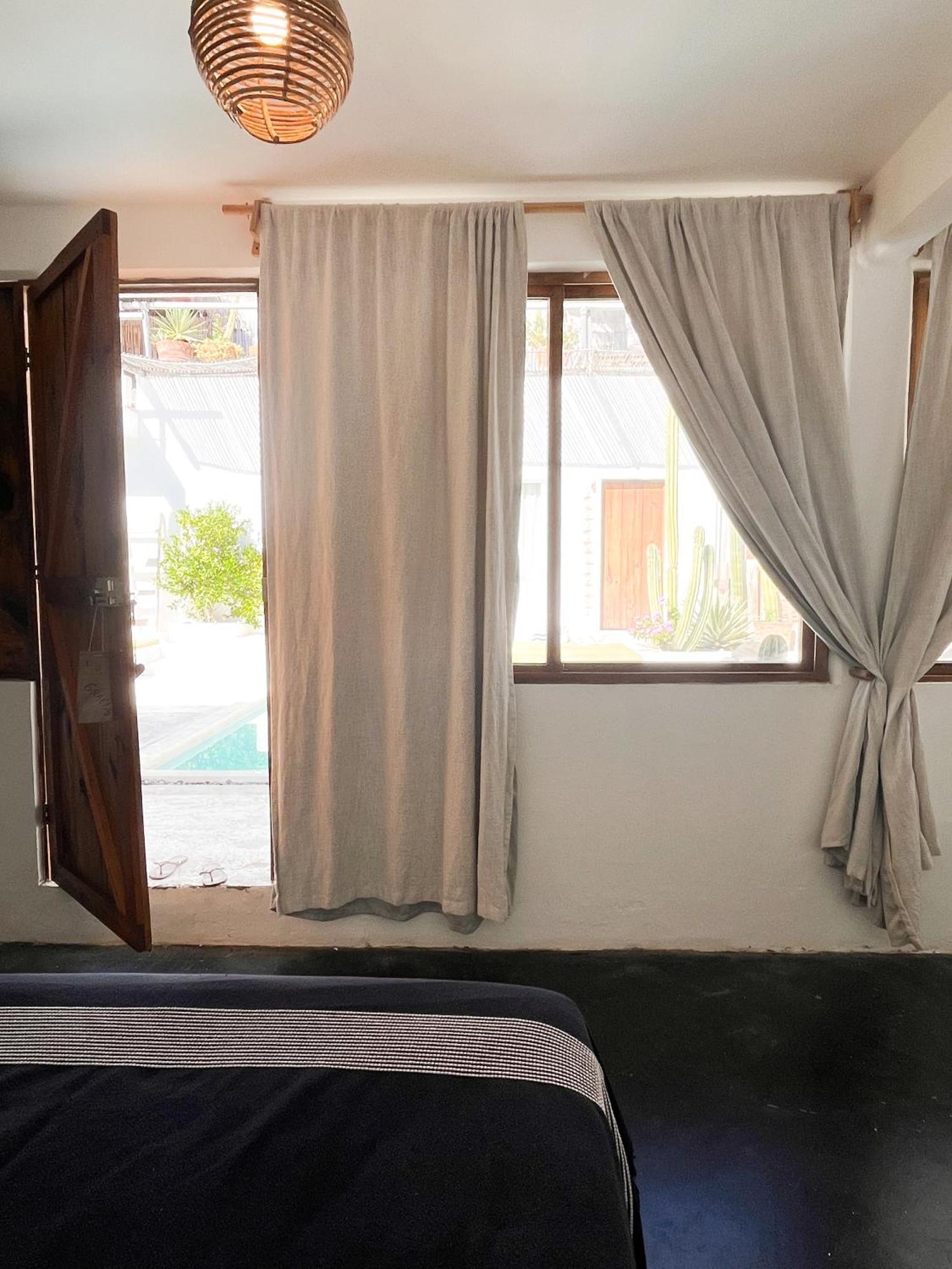 Casa Leone La Punta Hotel Brisas de Zicatela Ruang foto